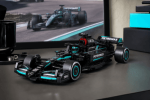 LEGO Mercedes-AMG F1 W15