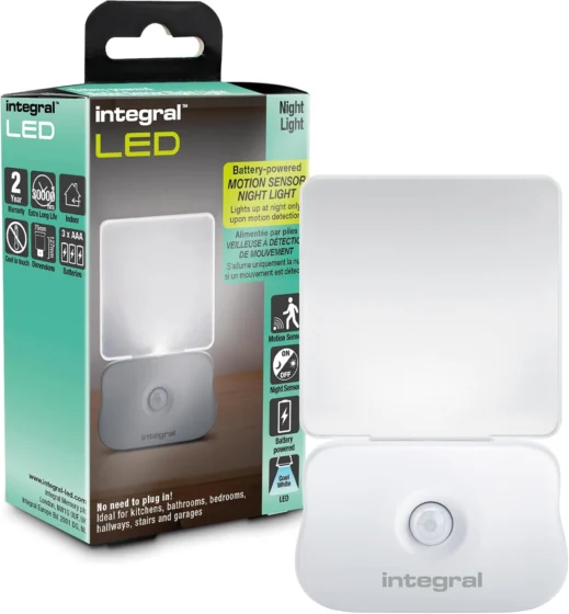Integral, luz noturna LED com sensor de movimento e tomada
